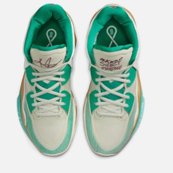 NIKE Kyrie Infinity “Keep Sue bird Fresh” youth size 5.5 Y sneaker - Picture 2 of 8